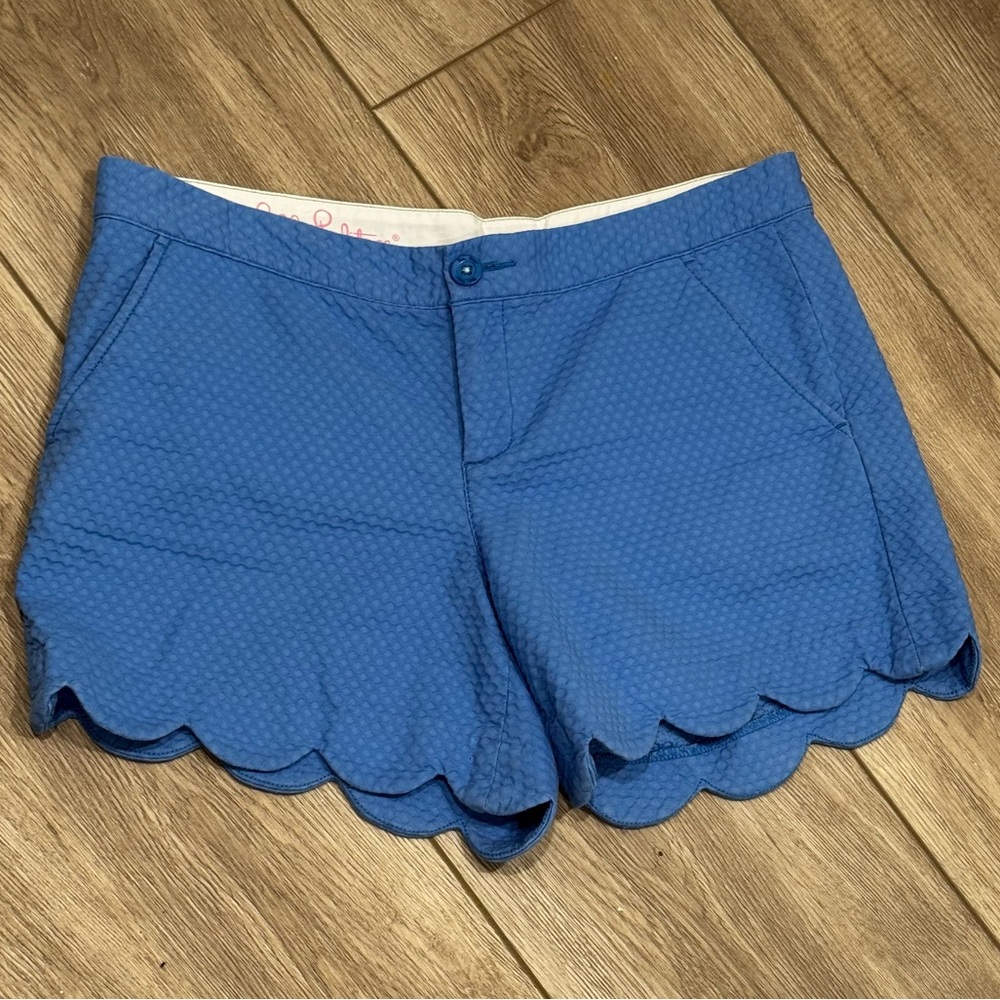 Lilly Pulitzer buttercup shorts scalloped Sz 6